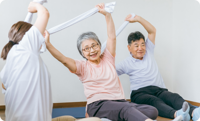 明るく元気な「シニアフィットネス」